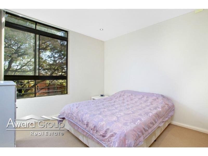 101/2-4 Purser Avenue CASTLE HILL NSW, Castle Hill - Thumbnail 5