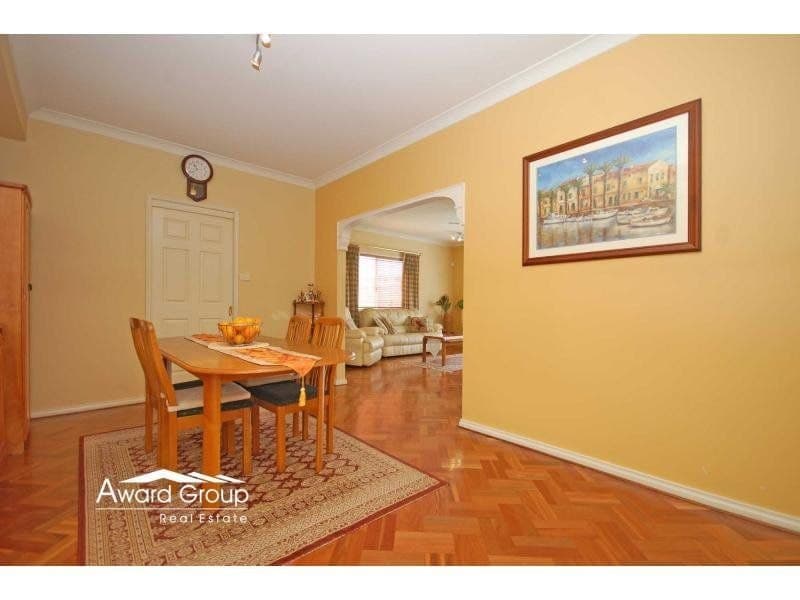 87 Lancaster Avenue MELROSE PARK NSW, Melrose Park - Thumbnail 3