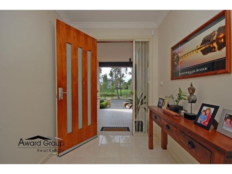 52 Bentwood Terrace STANHOPE GARDENS NSW, Stanhope Gardens - Thumbnail 2