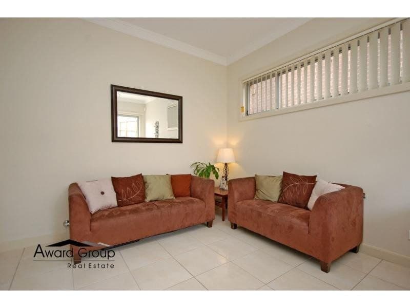 52 Bentwood Terrace STANHOPE GARDENS NSW, Stanhope Gardens - Thumbnail 6