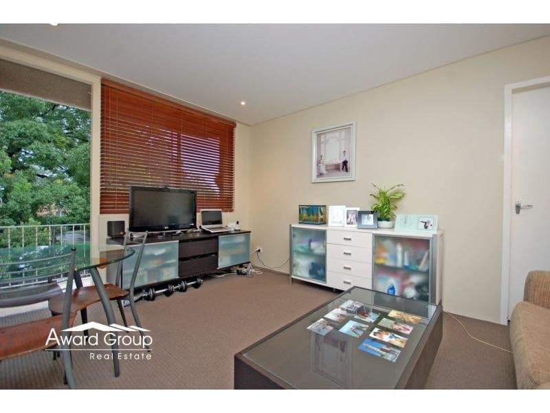 16/38 Meadow Crescent MEADOWBANK NSW, Meadowbank - Thumbnail 3