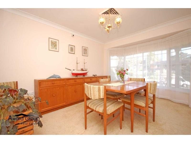 3 Imlay Avenue CARLINGFORD NSW, Carlingford - Thumbnail 4