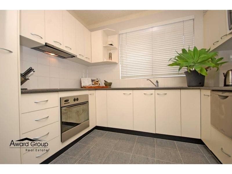 2/6 Bank Street MEADOWBANK NSW, Meadowbank - Image 1