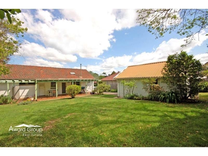 24 Gallard Street DENISTONE EAST NSW, Denistone East - Thumbnail 2