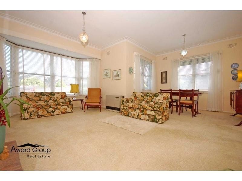 24 Gallard Street DENISTONE EAST NSW, Denistone East - Thumbnail 6