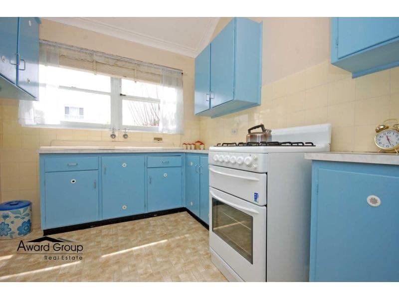 43 Osgathorpe Road GLADESVILLE NSW, Gladesville - Thumbnail 3