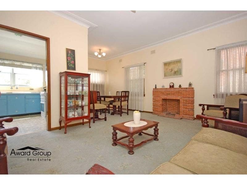 43 Osgathorpe Road GLADESVILLE NSW, Gladesville - Thumbnail 5