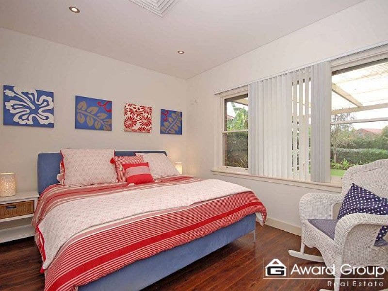 102 North Road DENISTONE EAST NSW, Denistone East - Thumbnail 5