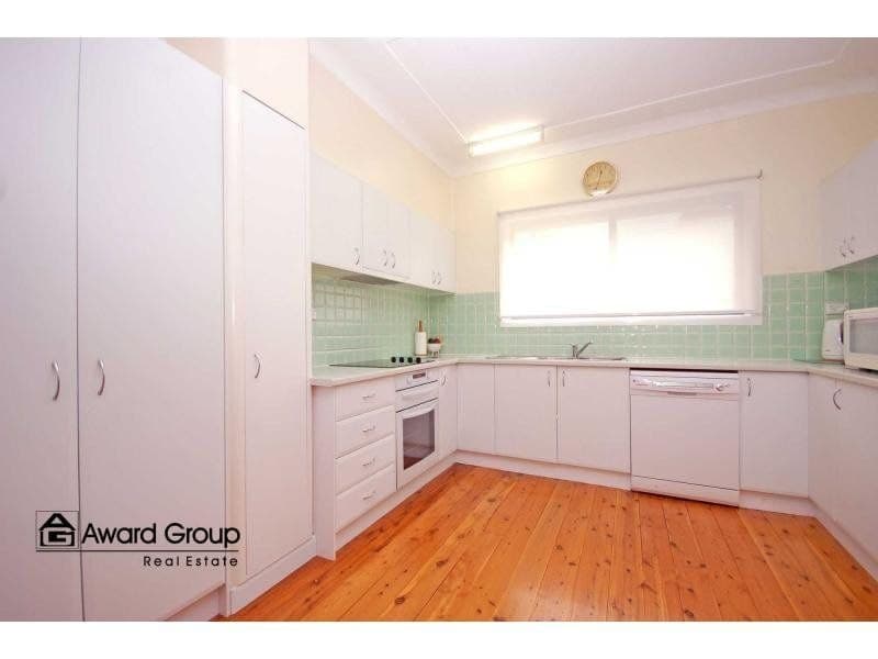 38 Kerrs Road CASTLE HILL NSW, Castle Hill - Thumbnail 2