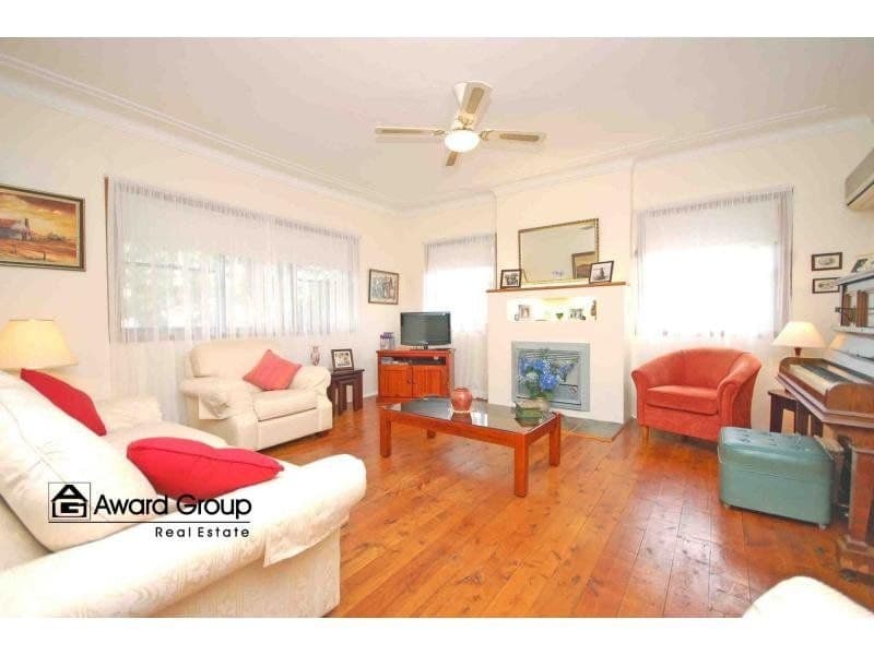 38 Kerrs Road CASTLE HILL NSW, Castle Hill - Thumbnail 4