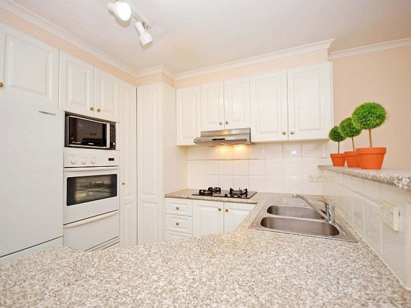 8 Hallam Way CHERRYBROOK NSW, Cherrybrook - Thumbnail 2