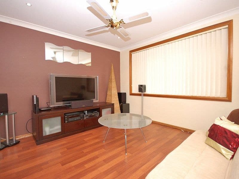 35 Ula Crescent BAULKHAM HILLS NSW, Baulkham Hills - Thumbnail 3