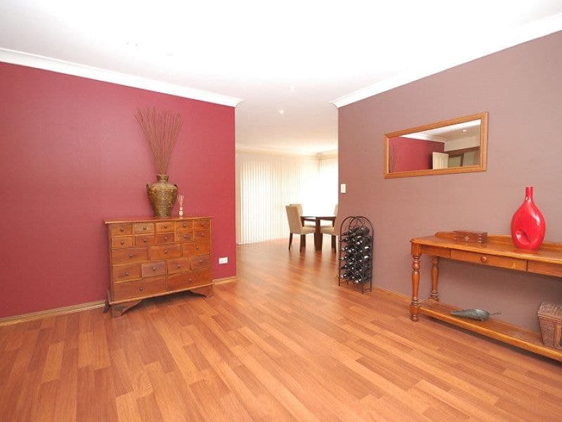 35 Ula Crescent BAULKHAM HILLS NSW, Baulkham Hills - Thumbnail 4