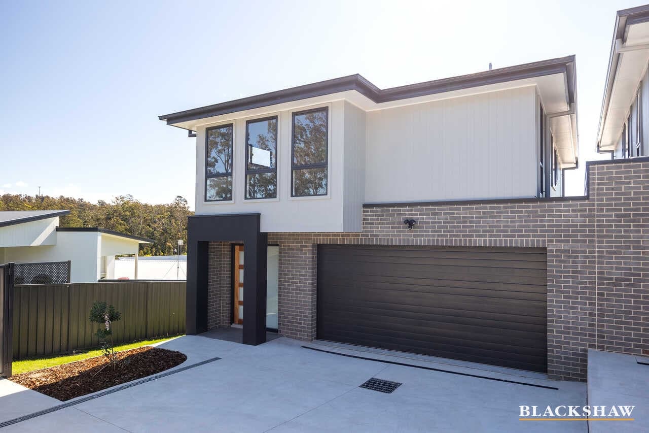 1/4 Brooke Way, Sunshine Bay, Sunshine Bay - Thumbnail 2