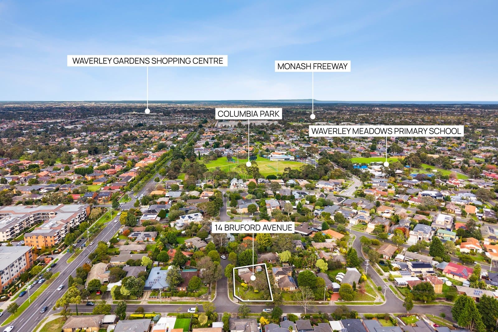 14 Bruford Avenue, Wheelers Hill, Wheelers Hill - Thumbnail 4
