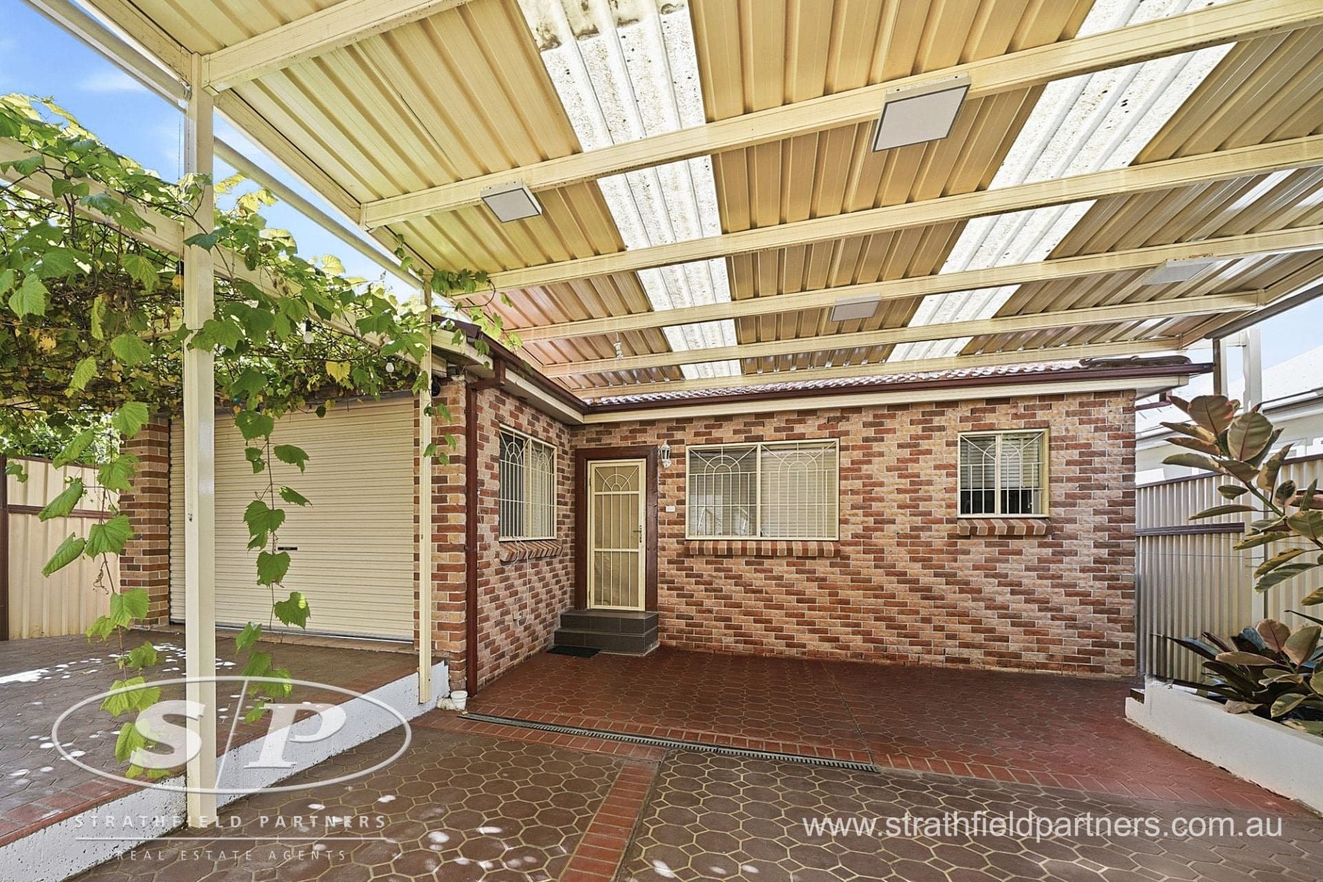 Granny Fla/20A Wales Street Greenacre NSW, Greenacre - Thumbnail 2