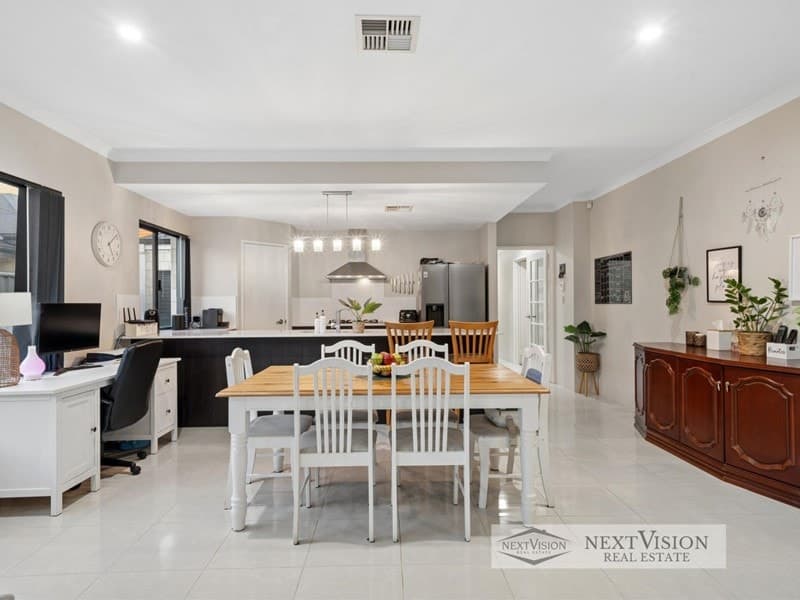 28 Drysdale Gardens, Wandi, Wandi - Thumbnail 8