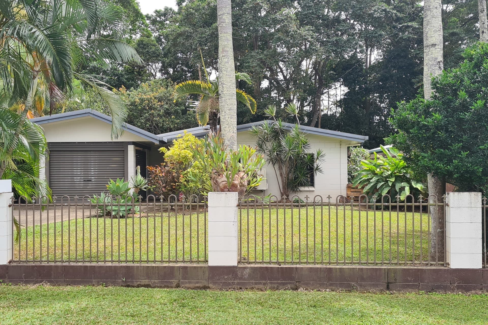 20 Shannon Drive, Woree - Image 1