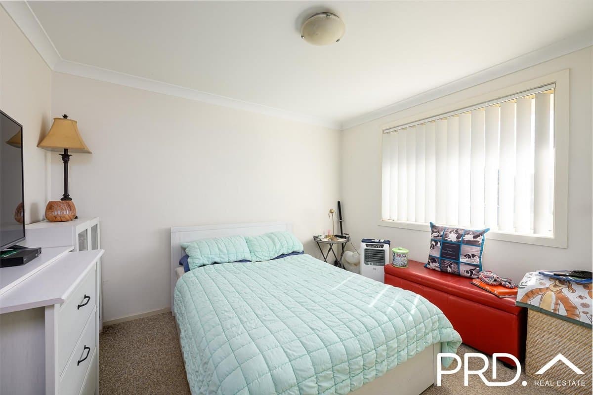 6/6-8 Lehn Road, EAST HILLS NSW 2213, East Hills - Thumbnail 4