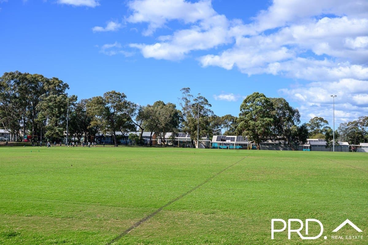 6/6-8 Lehn Road, EAST HILLS NSW 2213, East Hills - Thumbnail 7