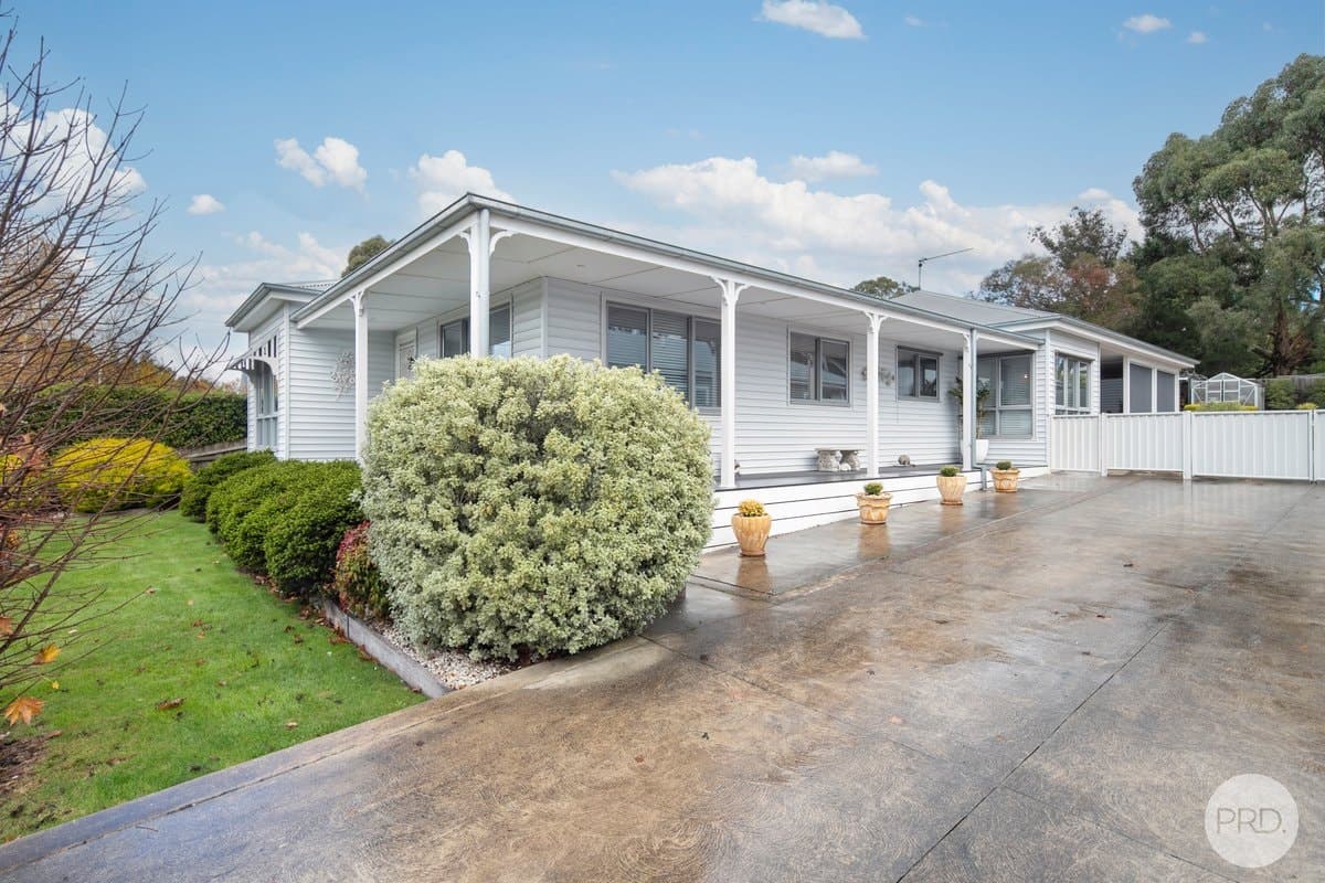 19 Main Street, GORDON VIC 3345, Gordon - Thumbnail 2