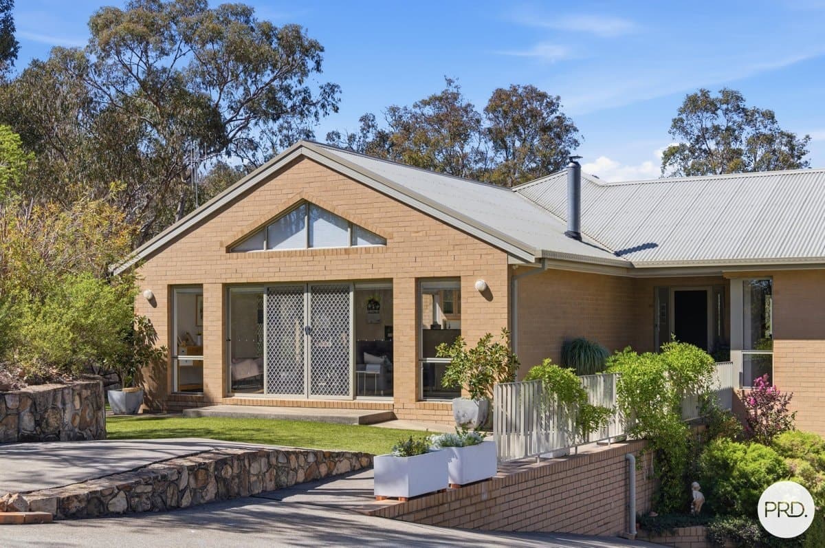 37 Taylor Place, GREENLEIGH NSW 2620, Greenleigh - Thumbnail 2