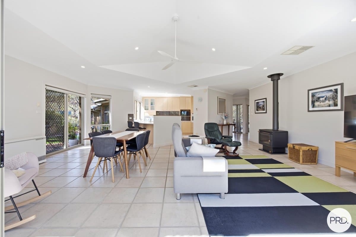 37 Taylor Place, GREENLEIGH NSW 2620, Greenleigh - Thumbnail 7