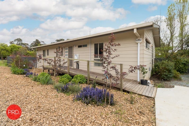2/124A Ellendon Street, BUNGENDORE NSW 2621, Bungendore - Image 1