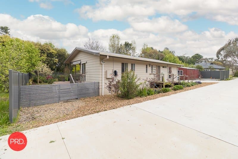 2/124A Ellendon Street, BUNGENDORE NSW 2621, Bungendore - Thumbnail 2