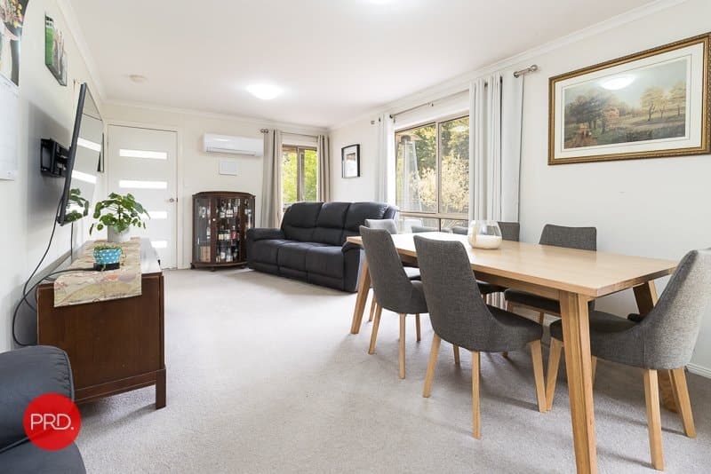 2/124A Ellendon Street, BUNGENDORE NSW 2621, Bungendore - Thumbnail 5