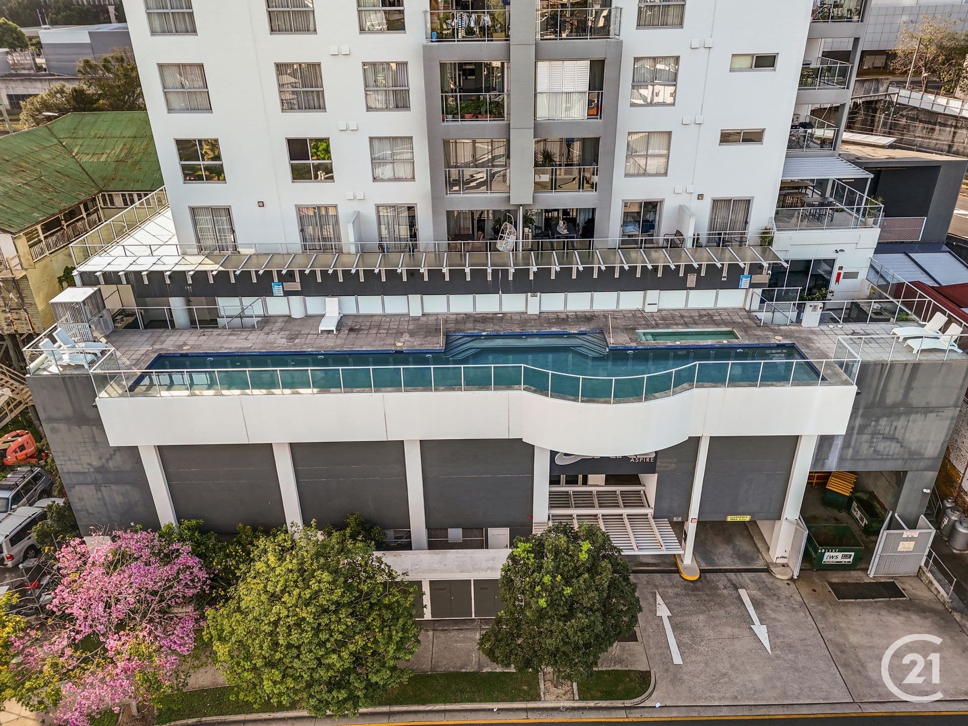 707/11 Ellenborough Street, Woodend, QLD, 4305, Woodend - Thumbnail 2