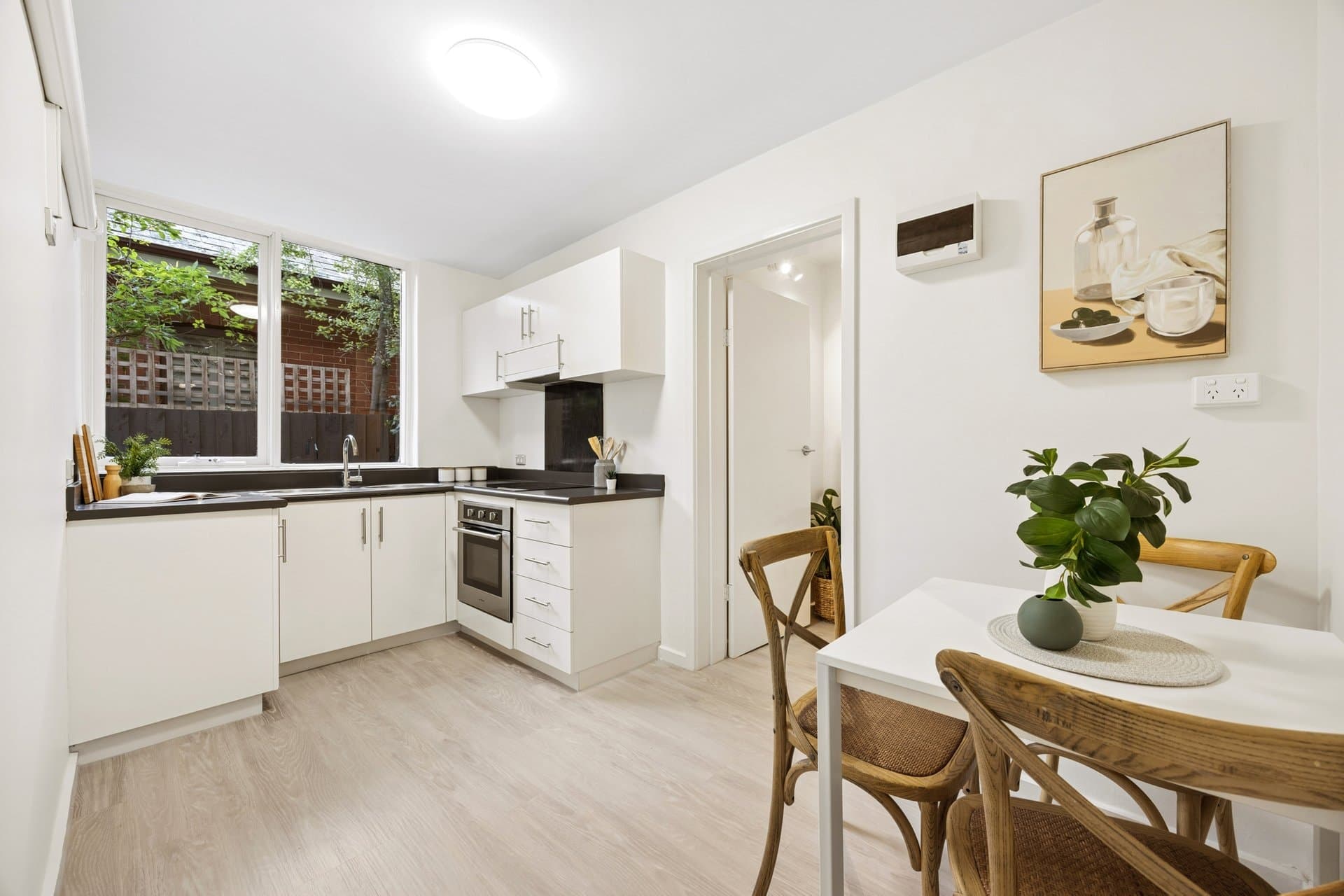 2/20 Mayston Street, Hawthorn East - Thumbnail 3