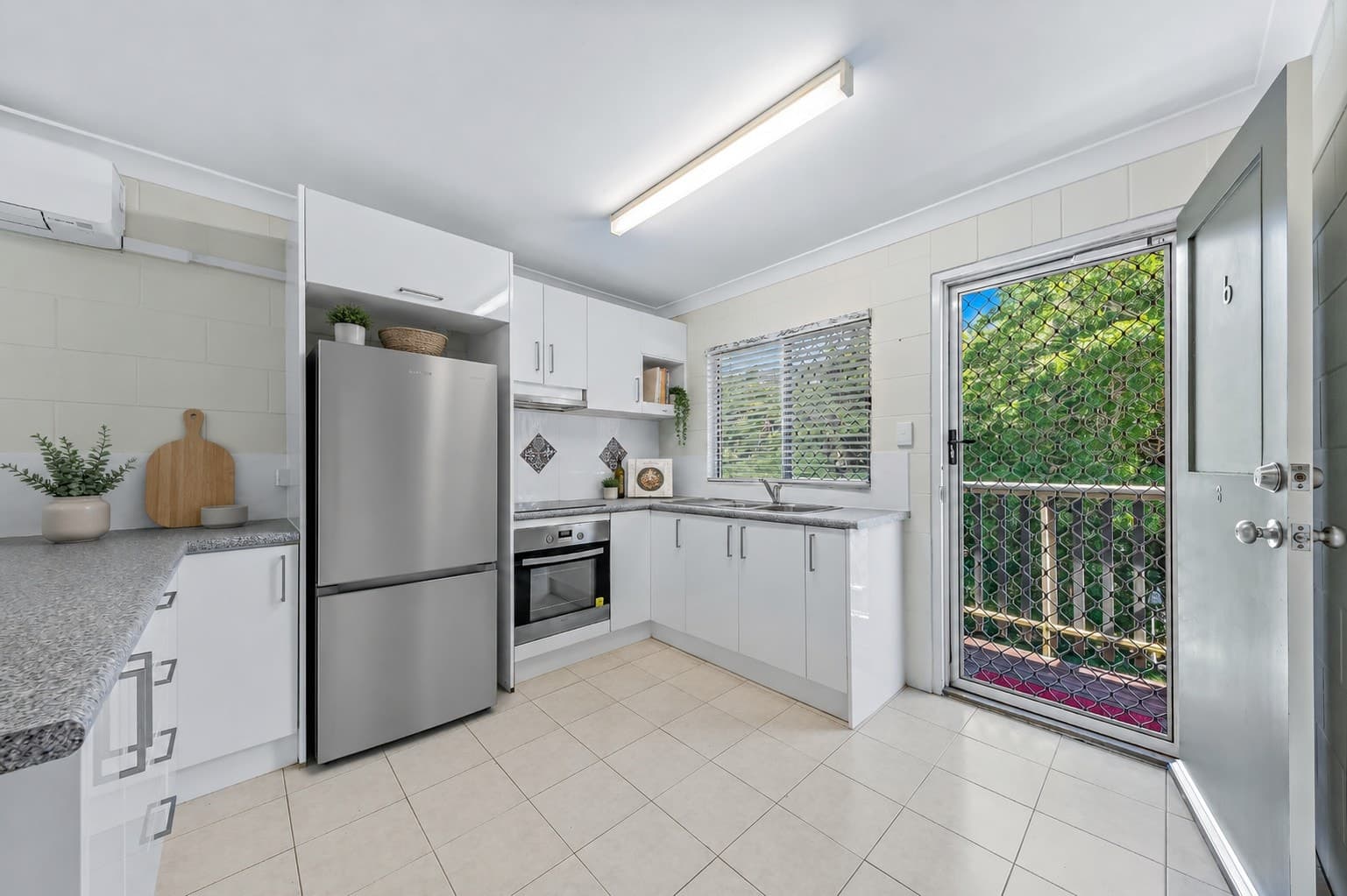 6/24 Maeva Street, Jubilee Pocket, Jubilee Pocket - Thumbnail 2