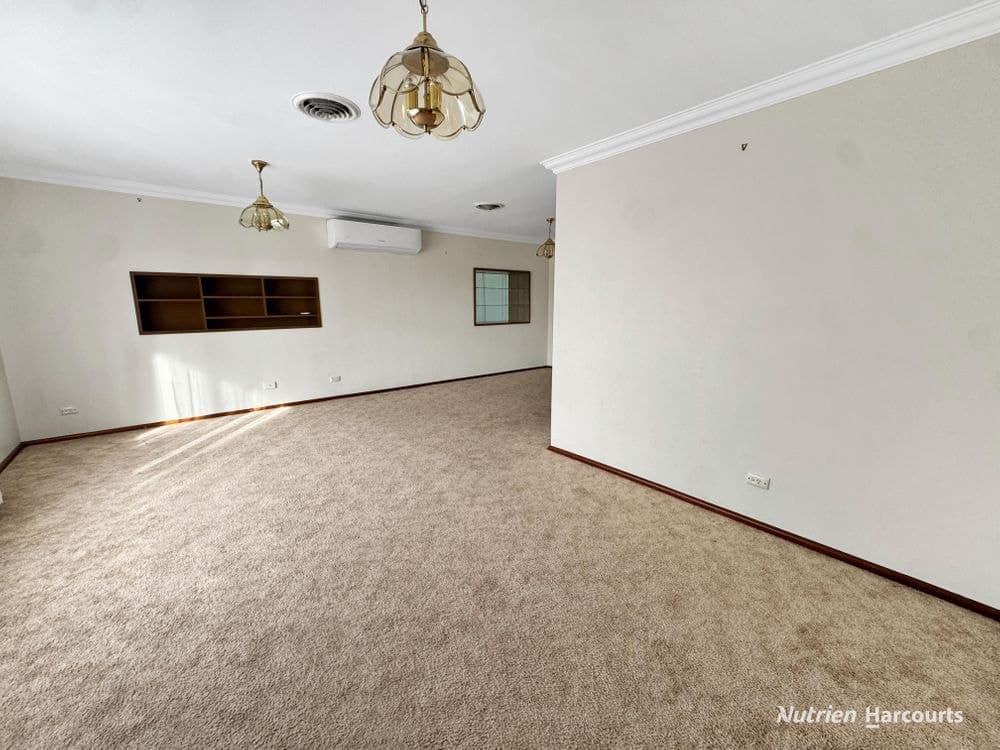 14 Bellbird Street, COLEAMBALLY, NSW 2707, Coleambally - Thumbnail 3