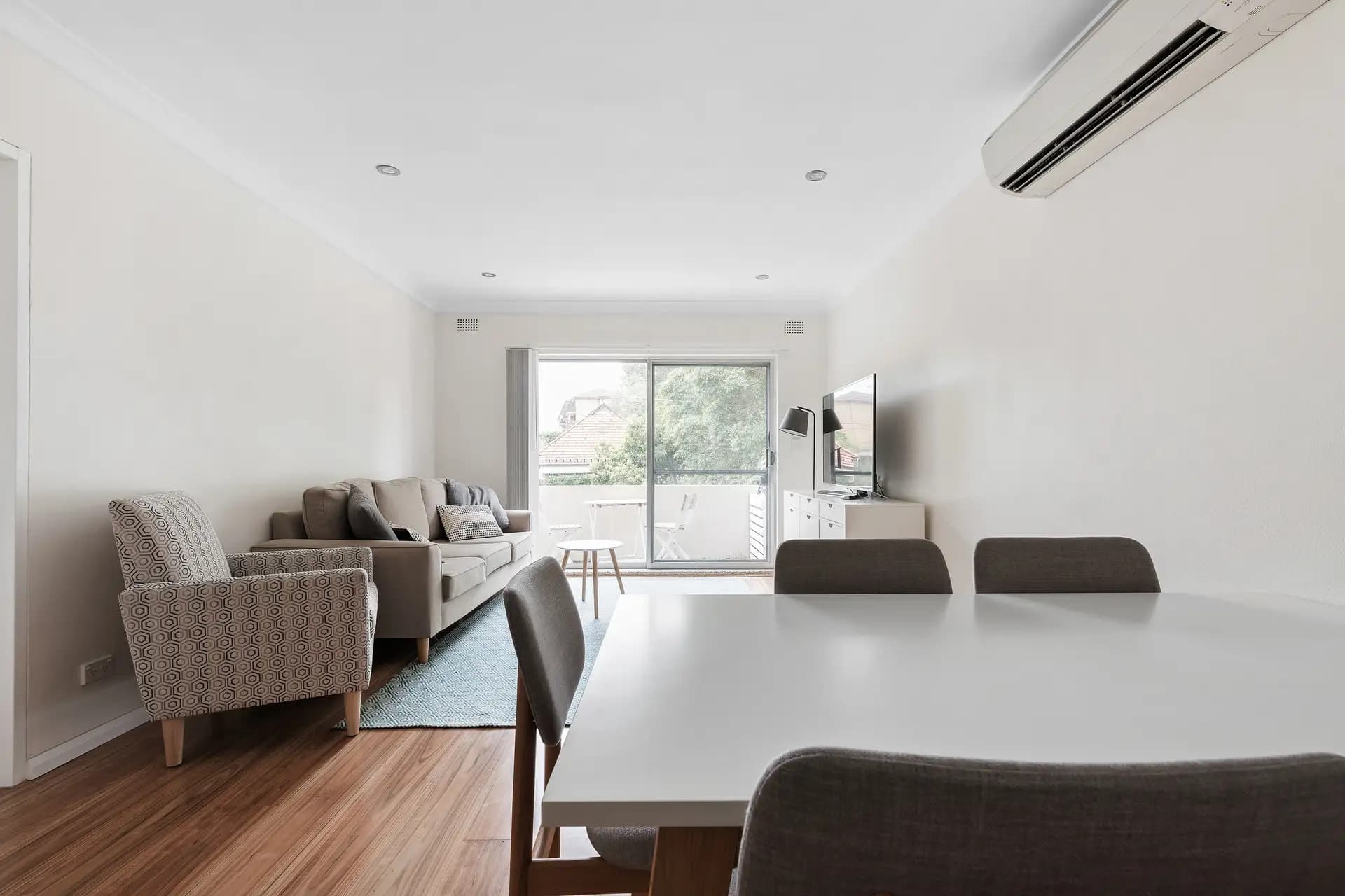 6/122 The Boulevarde, Dulwich Hill - Image 1