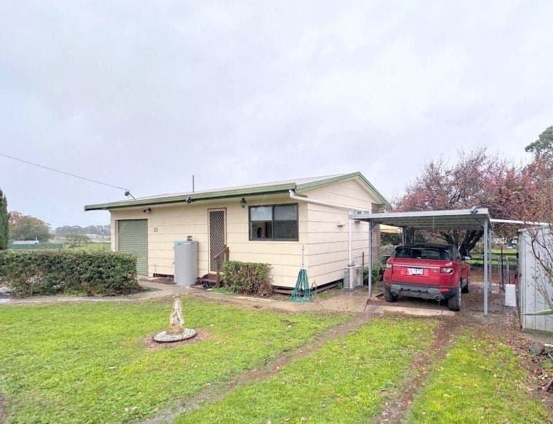 25 Lansdowne Street, Talbot - Image 1