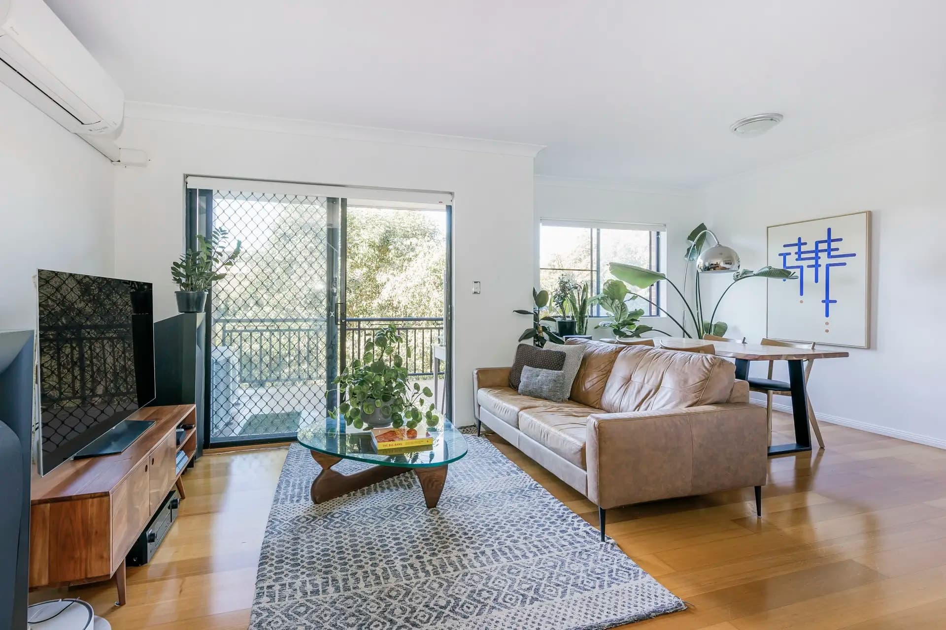 47/3 Williams Parade, Dulwich Hill - Image 1