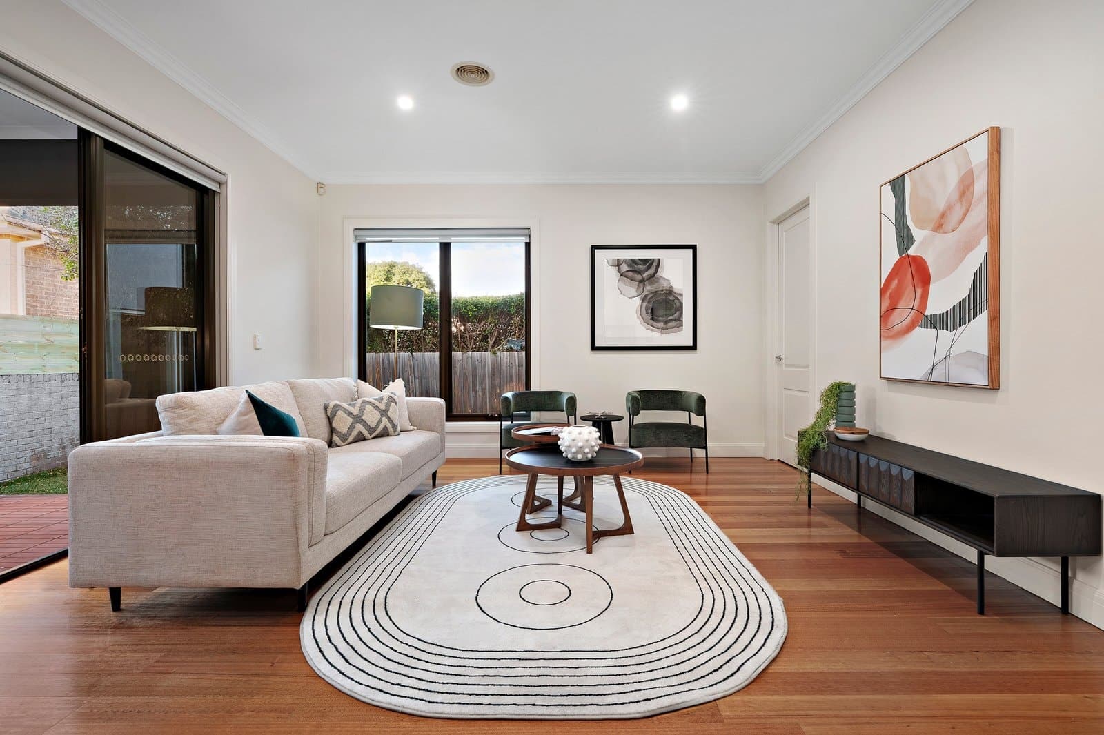2/6 Evelina Street, Balwyn - Thumbnail 2