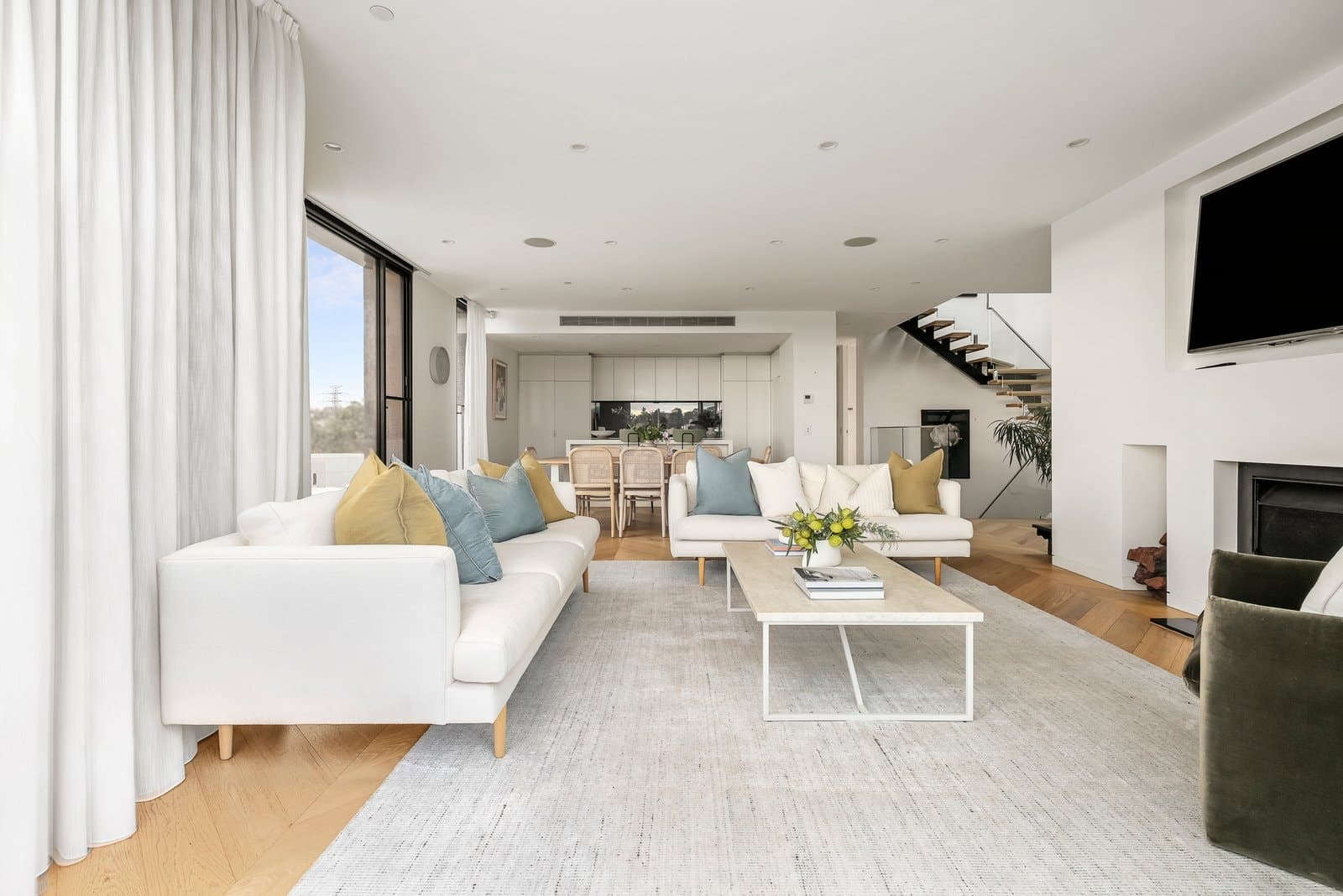 Penthouse, 444 Glenferrie Road, Kooyong - Thumbnail 4