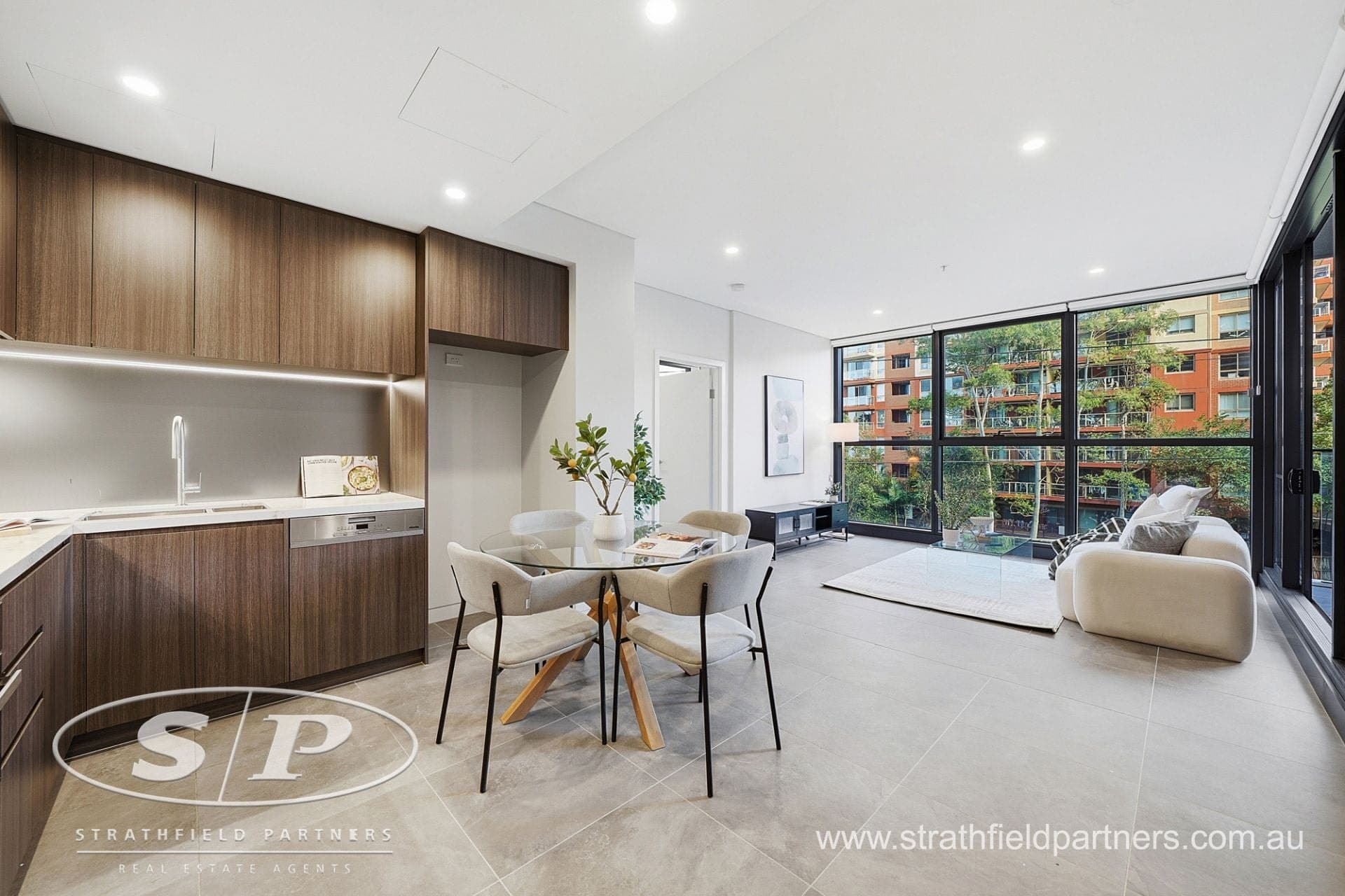 210/7 Nipper Street Homebush NSW, Homebush - Thumbnail 2