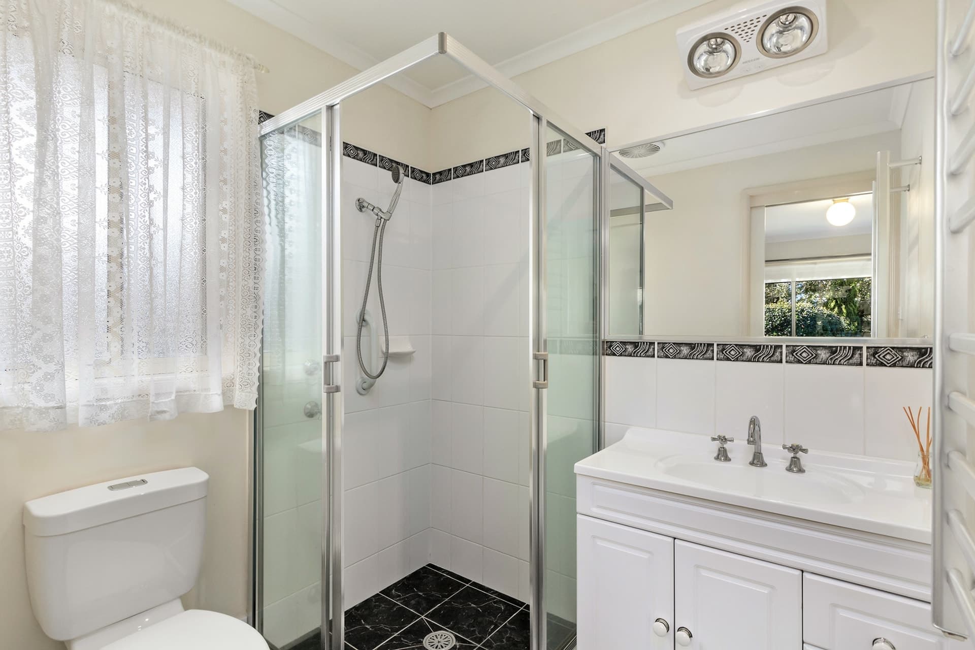 3/4 Sophia Street, Amaroo, Amaroo - Thumbnail 8
