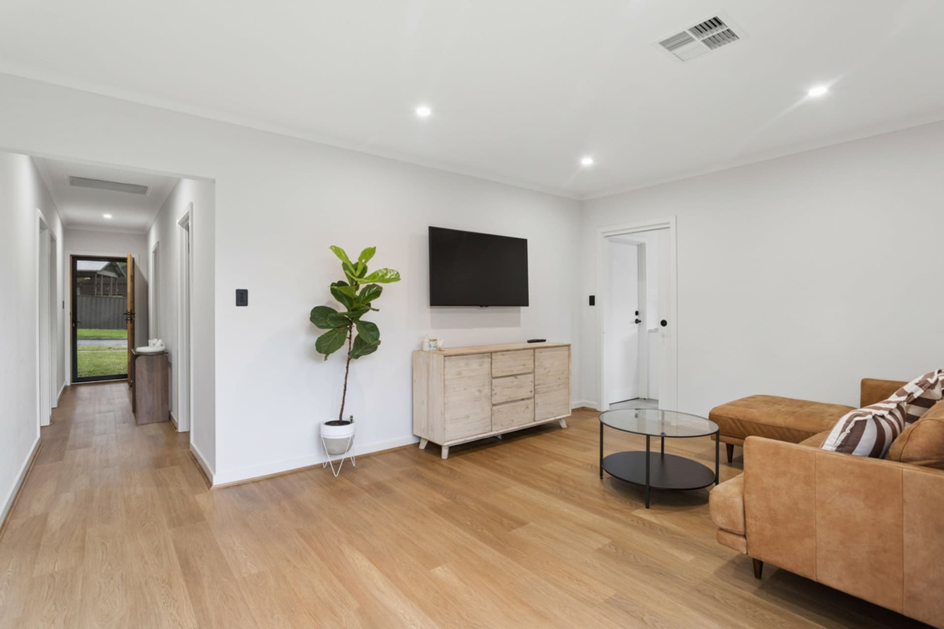 16 Jeff Street, Para Vista, Para Vista - Thumbnail 8