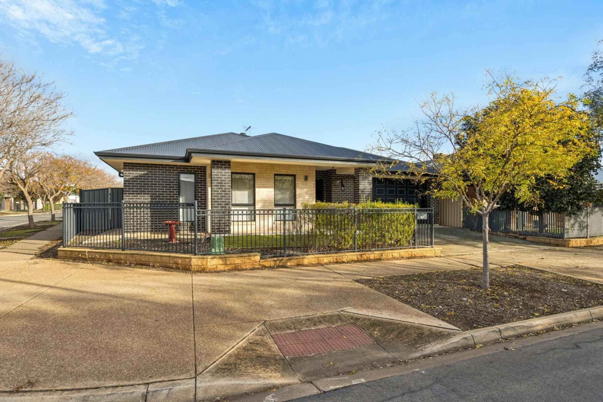 42 Light Avenue, Munno Para, Munno Para - Thumbnail 2
