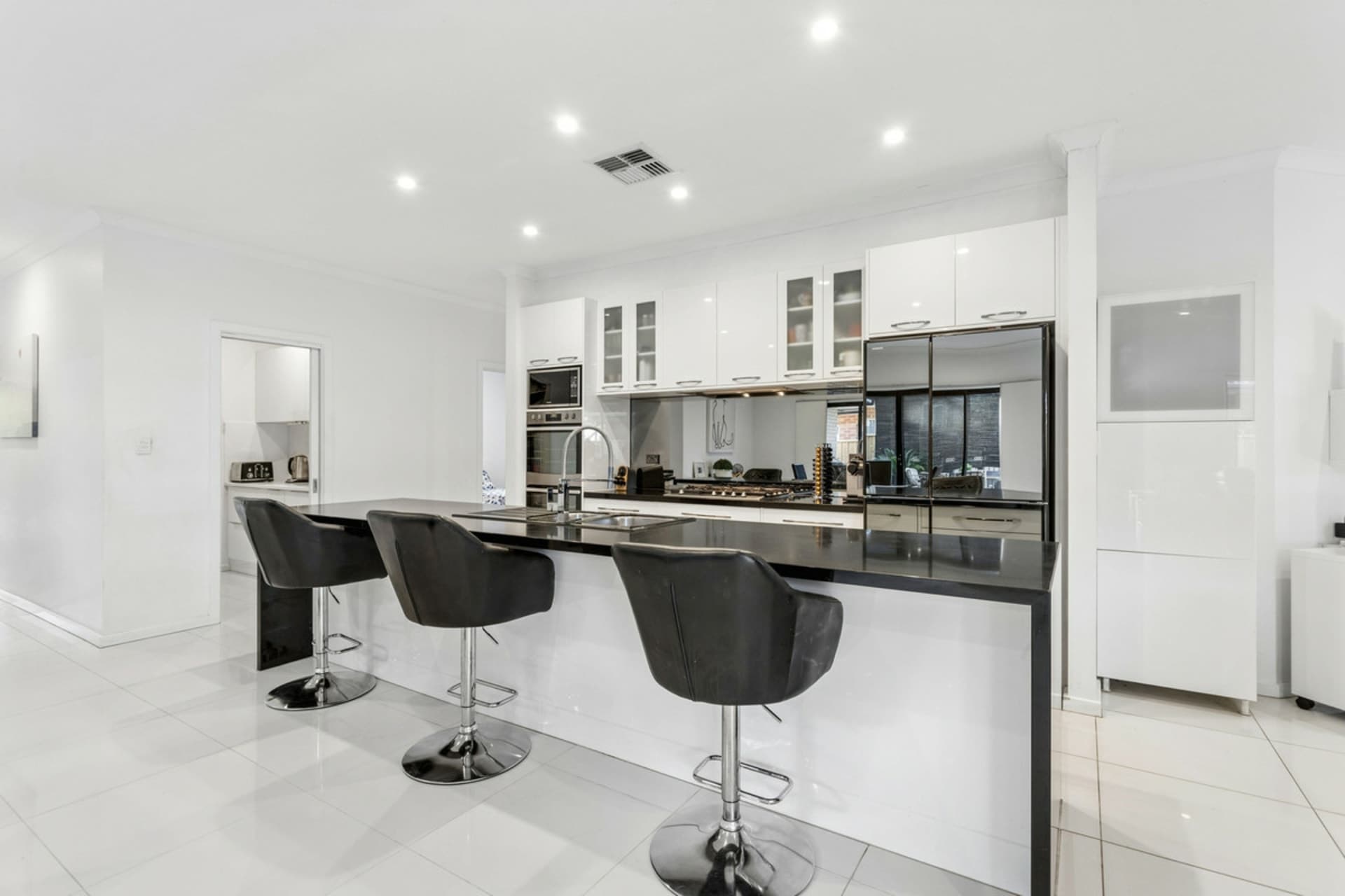 42 Light Avenue, Munno Para, Munno Para - Thumbnail 3
