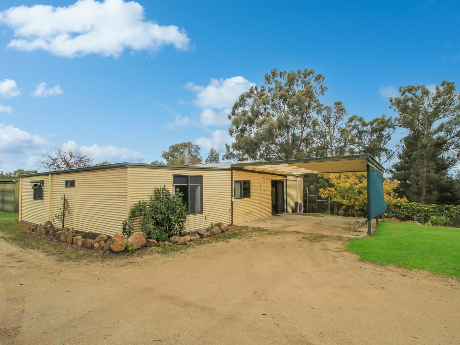 335 Orrs Road, Wy Yung, Wy Yung - Image 1