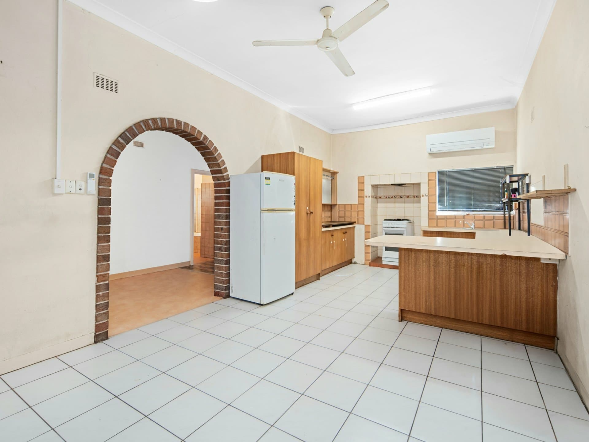 15 Chewings Street, East Side, East Side - Thumbnail 5