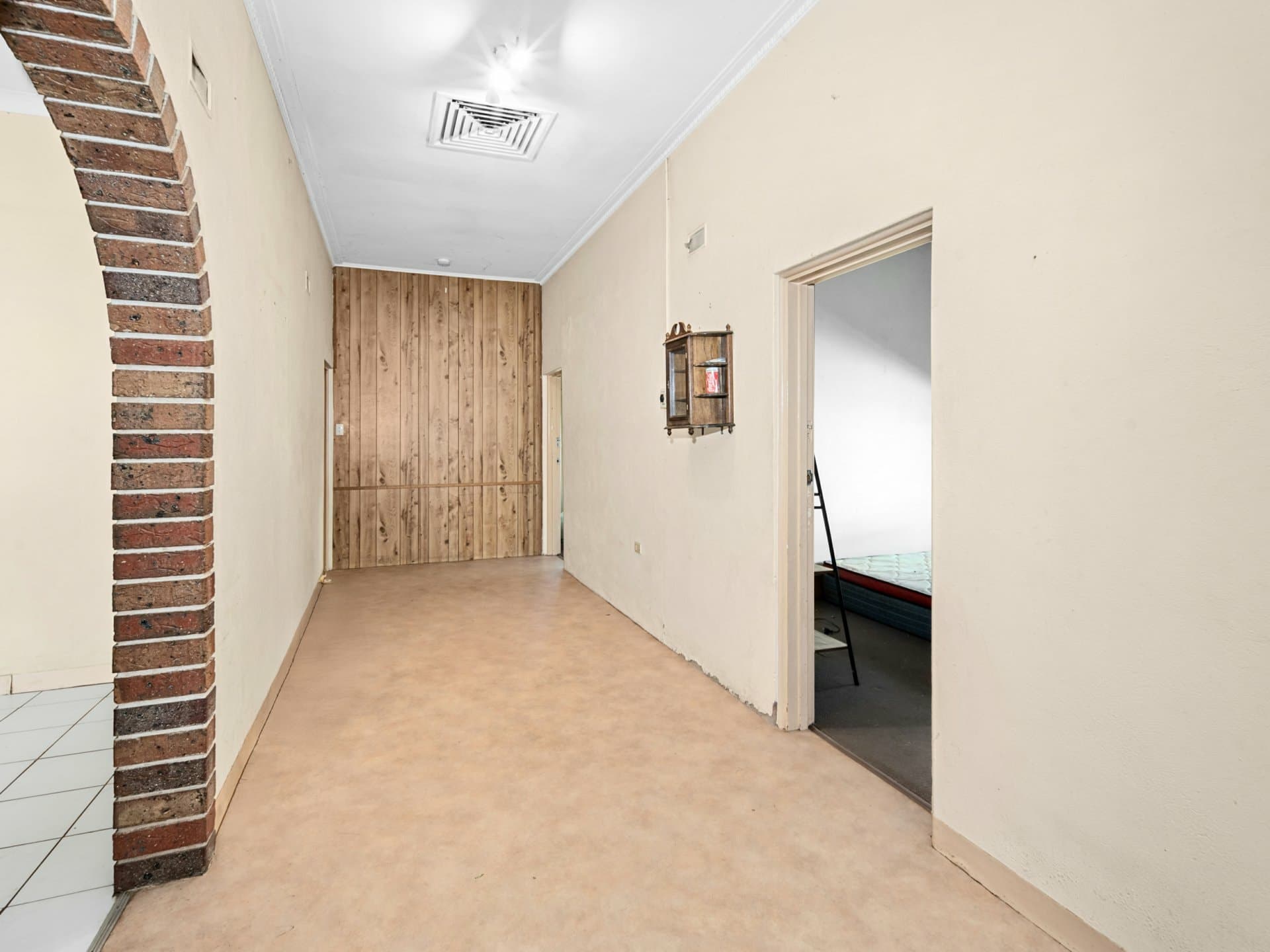 15 Chewings Street, East Side, East Side - Thumbnail 6