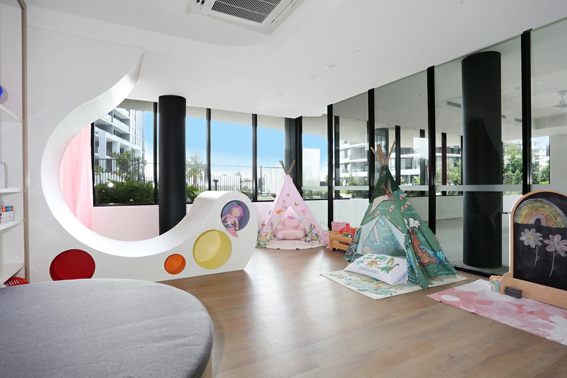 2103/8 Athena Boulevard, Hope Island, Hope Island - Image 1