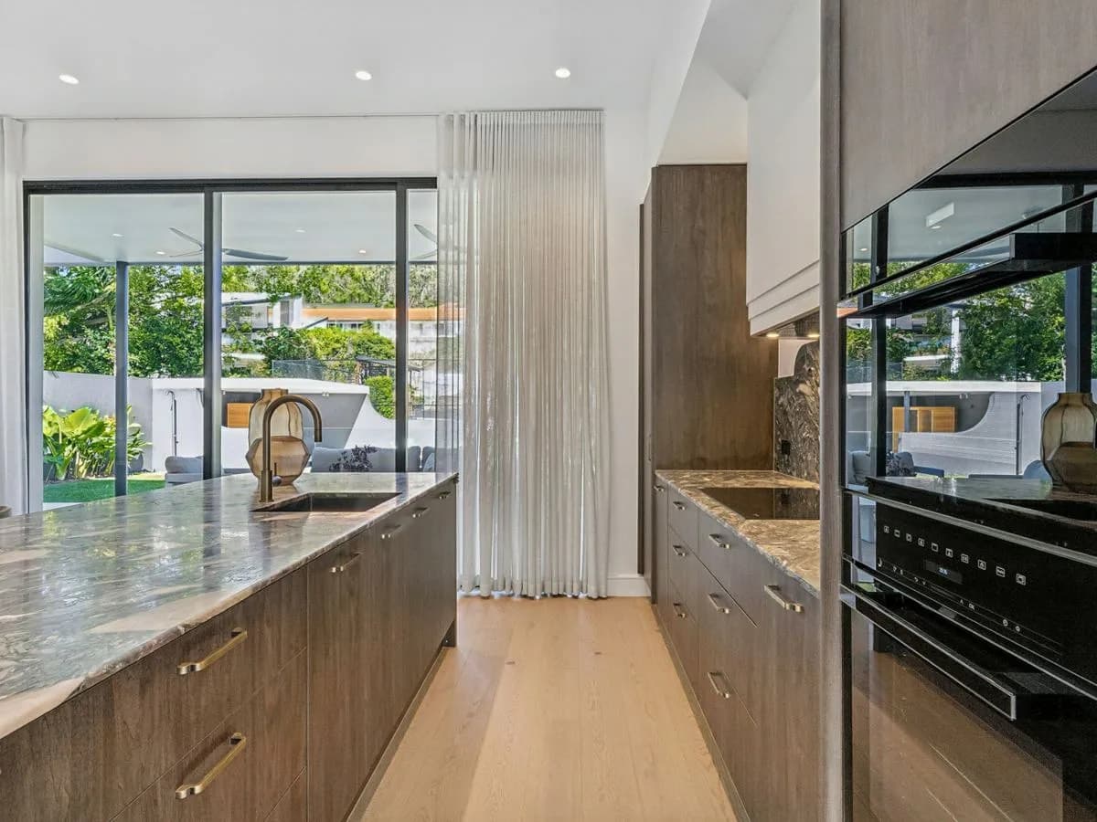 28 Pavo Street, CAMP HILL, Camp Hill - Thumbnail 7