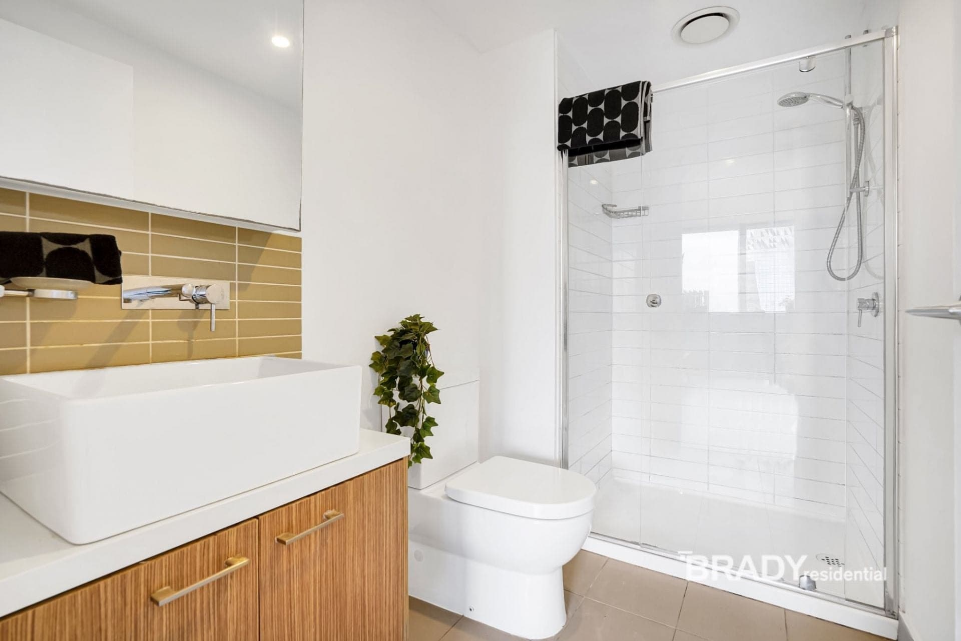 3206/8 Sutherland Street Melbourne VIC, Melbourne - Thumbnail 7